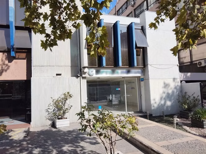 Local Comercial en arriendo en Las Condes