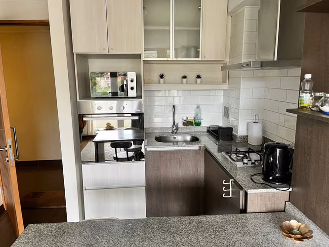 Se Vende Lindo Departamento Isla Teja, Amoblado Completamente.