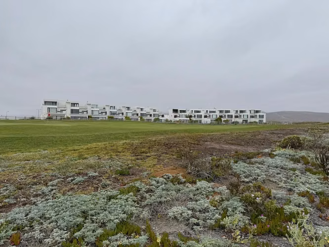 Amplia Casa 5D, 4B, 4 Estac Serena Golf (163488)