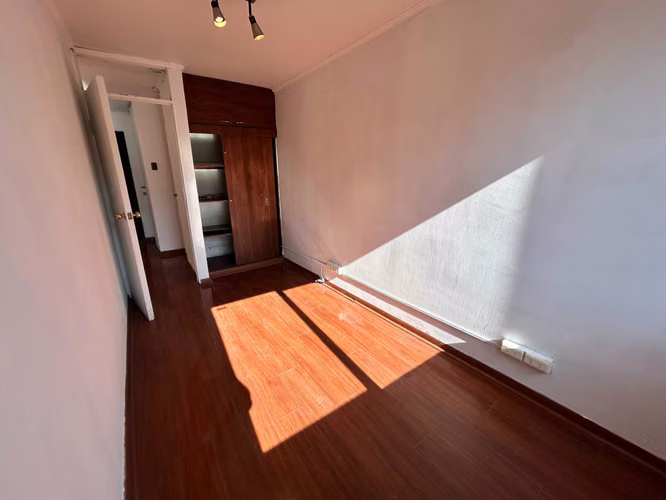 Luminoso Hogar con Excelente Conectividad (163523)