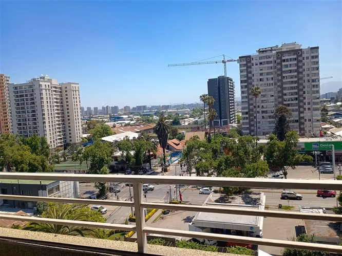Venta oferta cómodo de departamento de 2 dorm. en Av. Macul