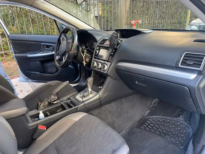 VENDO MI SUBARU XV 1,6 AUT. UNICA DUEÑA EXCELENTE ESTADO 110 MIL KM