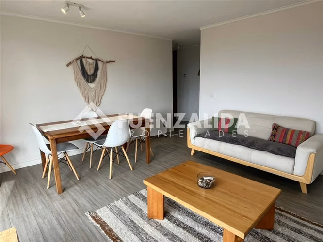 Departartamento Amoblado Céntrico 3D2B con Estacionamiento