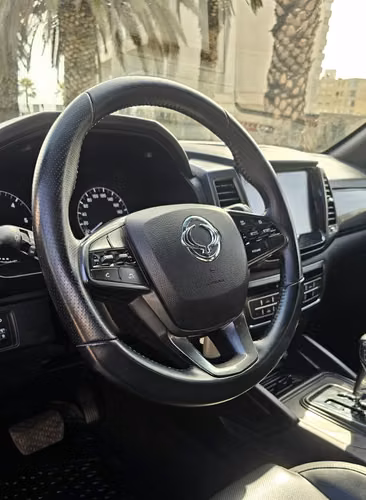 SSANGYONG GRAND MUSSO LIMITED AT 4x4 2025 