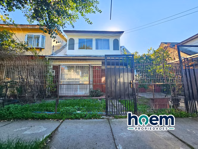Casa en venta ubicada en Villa Doña Ignacia I, Sector Sur poniente de Talca.