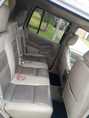  ¡Oportunidad! Ford Explorer 2007 4x4 – Espacio, comodidad y potencia al mejor precio 