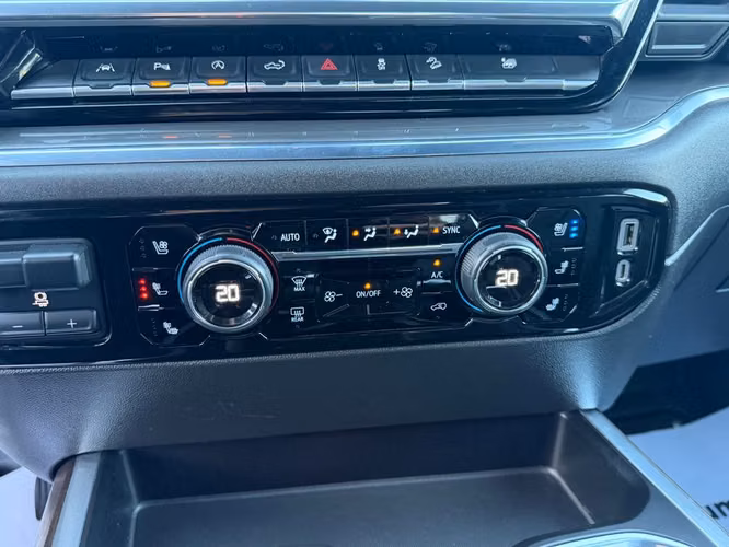 CHEVROLET SILVERADO 2023