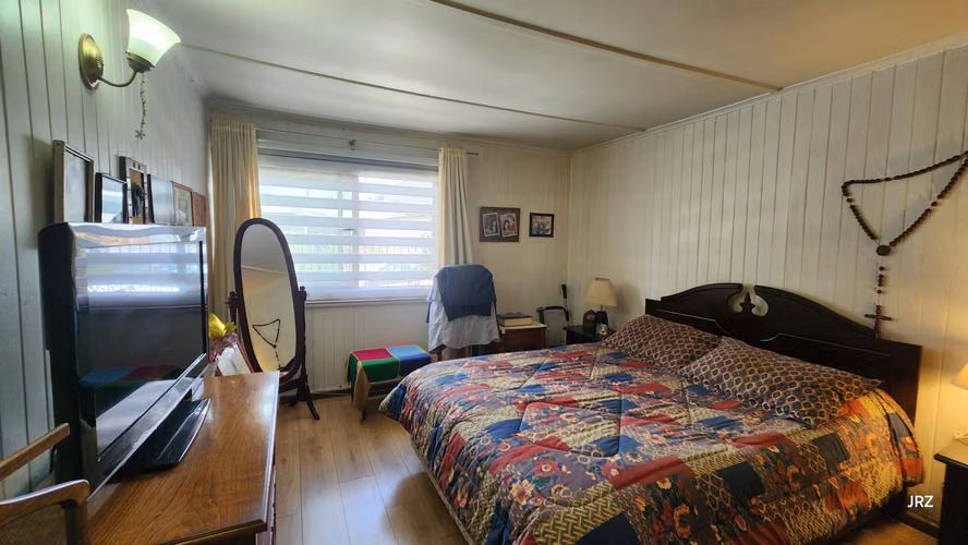 CASA EXCELENTE ESTADO Y UBICACION  CERCANA COSTANERA VALDIVIA