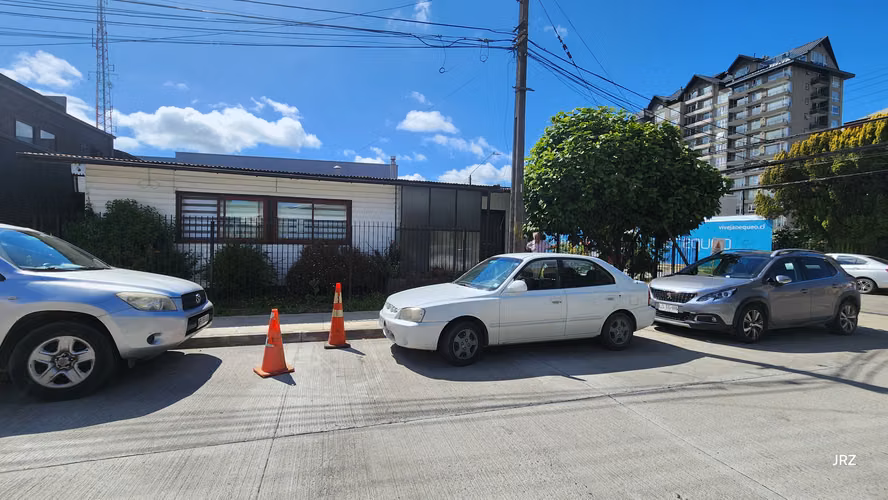 CASA EXCELENTE ESTADO Y UBICACION  CERCANA COSTANERA VALDIVIA