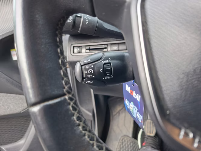 PEUGEOT 3008 ACTIVE 1.5 DIESEL - Imagen 14