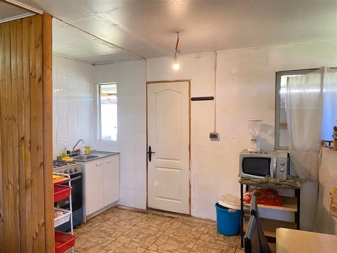 SE VENDE PARCELA 2,4 ha. CON CABAÑA, 3D /1B ,Ruta K-595