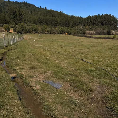 SE VENDE PARCELA 2,4 ha. CON CABAÑA, 3D /1B ,Ruta K-595