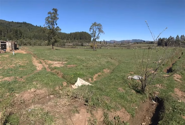 SE VENDE PARCELA 2,4 ha. CON CABAÑA, 3D /1B ,Ruta K-595
