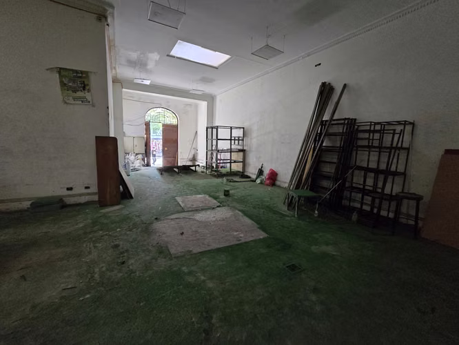 CLASICO E IMPONENTE: EDIFICIO 2 PISOS, SAN PABLO - CHACABUCO ¡UN LUJO!