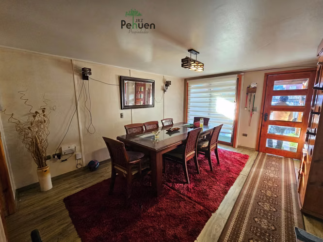 CASA 3D2B CON QUINCHO Y AIRE ACONDICIONADO BARRIO SANTA ELENA
