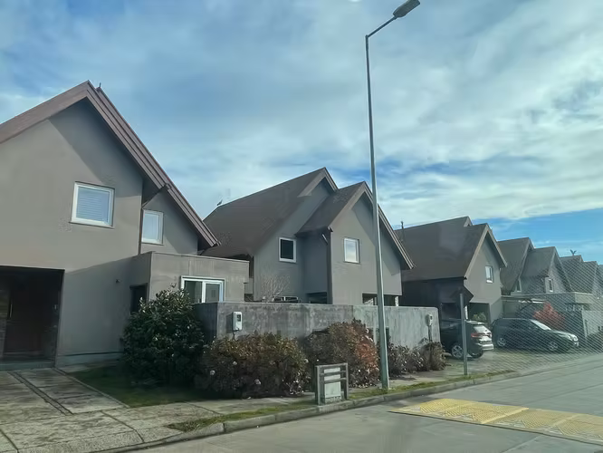 Se vende hermosa casa en Isla Teja, Valdivia