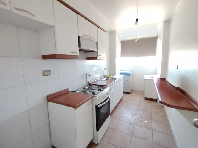 Vendo Depto en Edificio Plaza Del Este, 3 Dormitorios, 2 Baños en Chillán