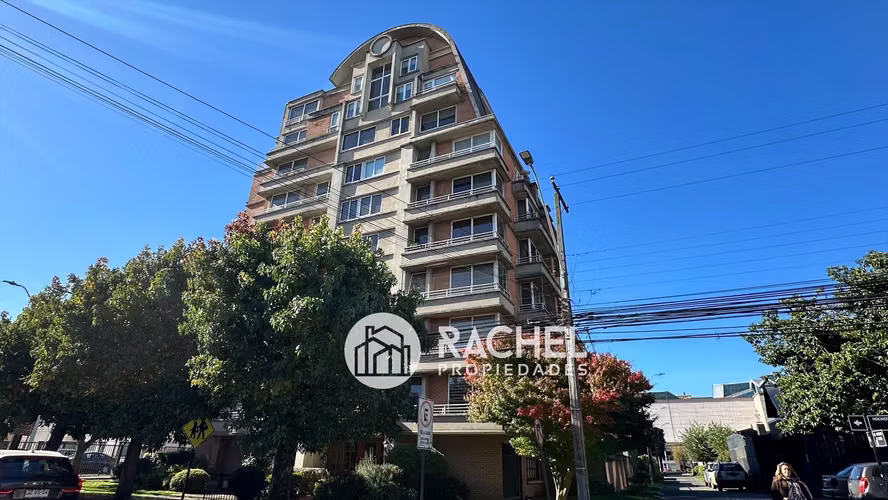 VENTA DE PRECIOSO DPTO DUPLEX REMODELADO EN CALLE HOCHSTETTER