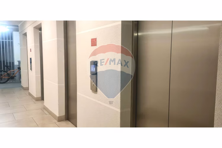 Oficina 3 priv./2 b/2 estacionamientos bajo valor - Imagen 19