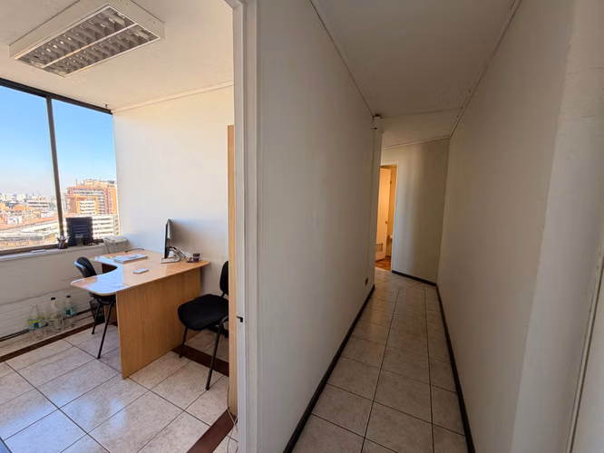 Espaciosa Oficina en Entorno Corporativo (163615)