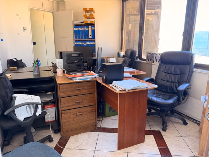 Espaciosa Oficina en Entorno Corporativo (163615)