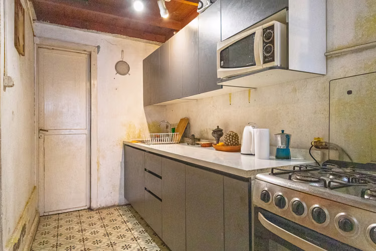 Casa para remodelar a 3 cuadras Metro Sta. Isabel
