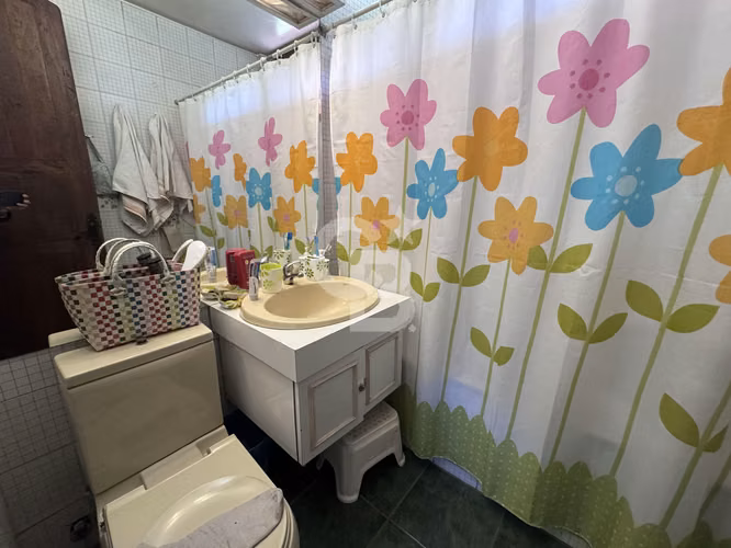 Oportunidad, Excelente casa ,  cercana Colegio Newland