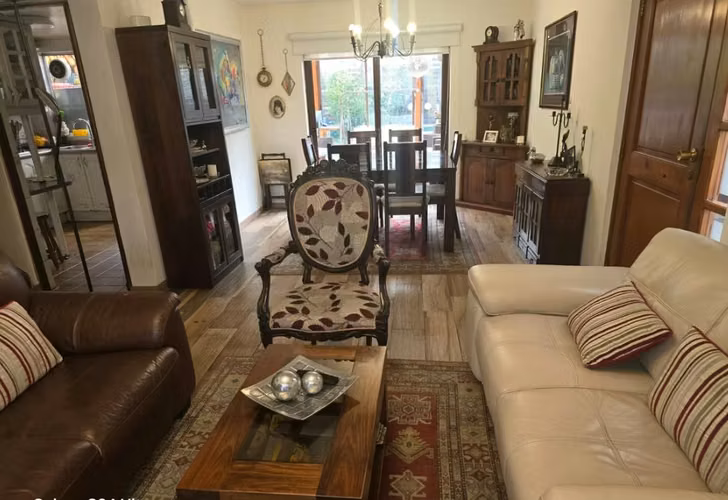 SE VENDE AMPLIA CASA CON PISCINA EN LOMAS SAN ANDRES, CONCEPCIÓN
