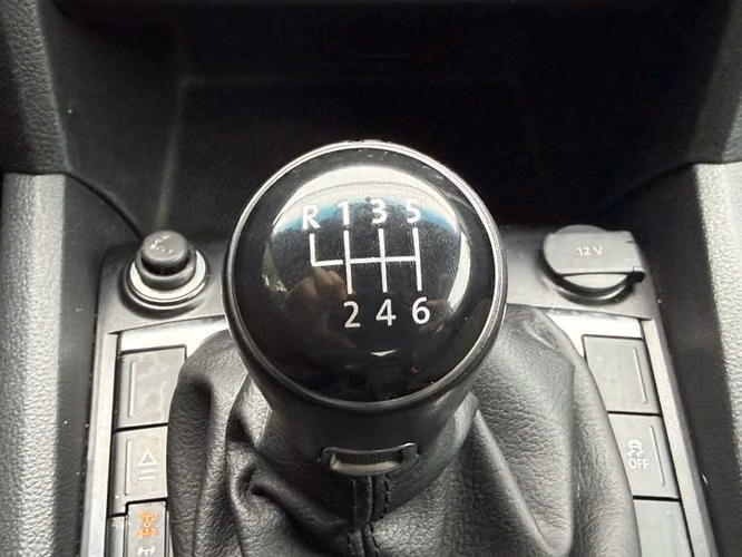 VOLKSWAGEN AMAROK 2023 - Imagen 11