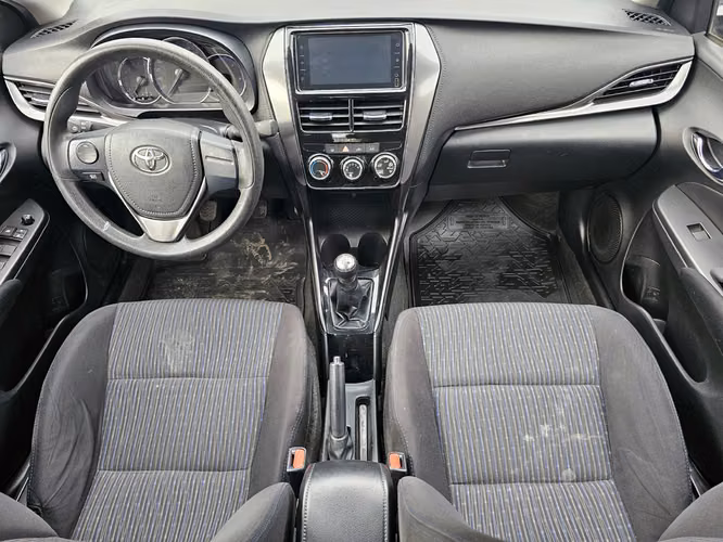 TOYOTA YARIS SEDAN 2022