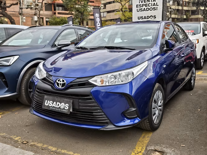 TOYOTA YARIS SEDAN 2022
