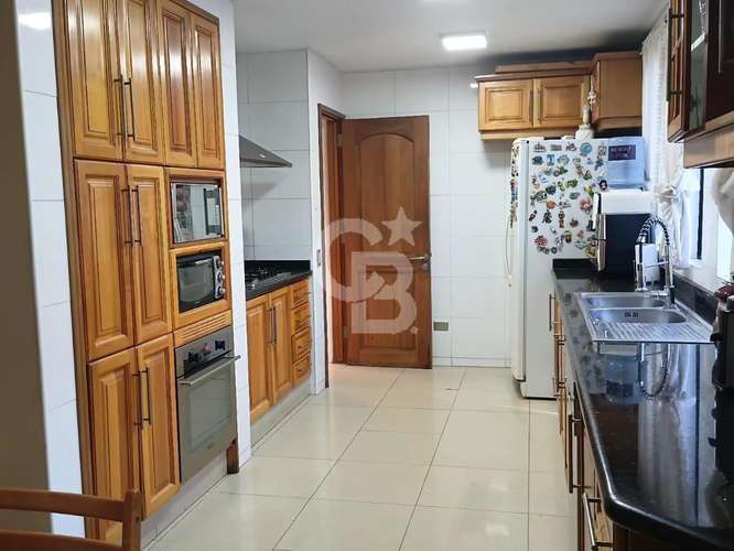 Casa Venta 4D en suite /piscina y quincho. CBG - Imagen 10