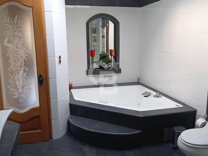 Casa Venta 4D en suite /piscina y quincho. CBG - Imagen 14