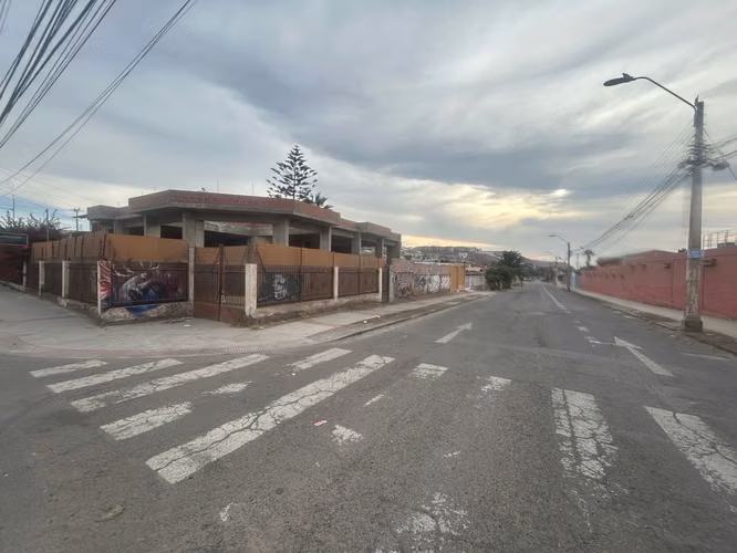 SE VENDE O ARRIENDA PROPIEDAD  MAGISTERIO