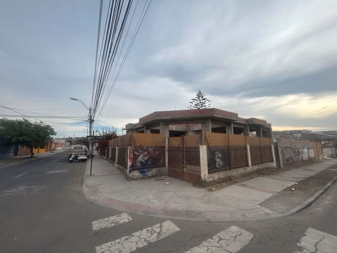 SE VENDE O ARRIENDA PROPIEDAD  MAGISTERIO