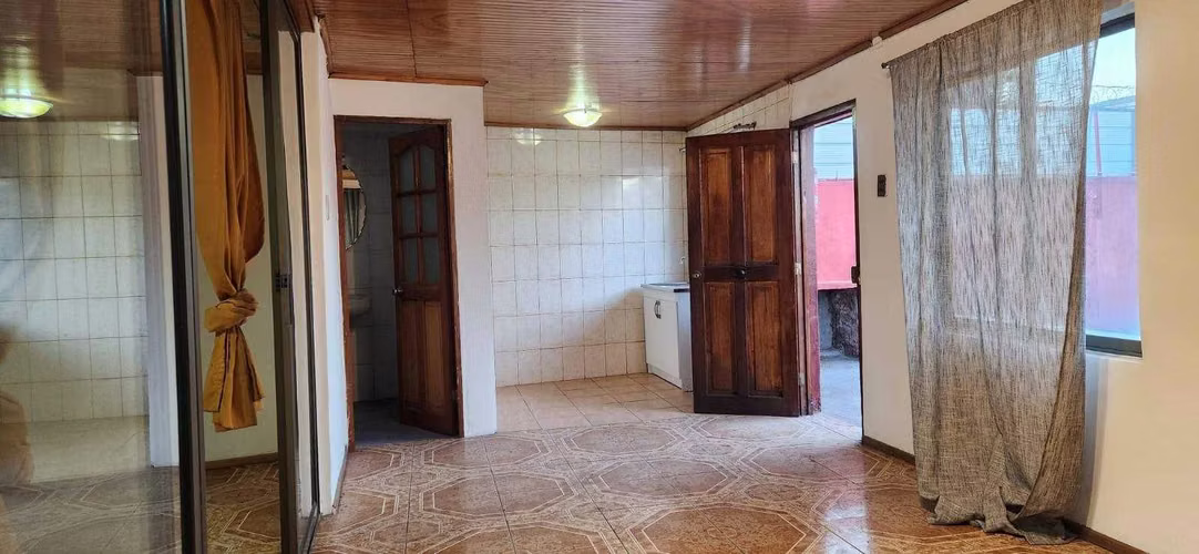 Espaciosa Propiedad Ideal para Inversión (163758)