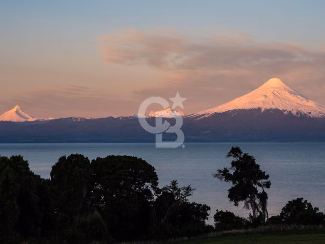 Exclusivas parcelas con playa y vistas volcánicas - Imagen 36