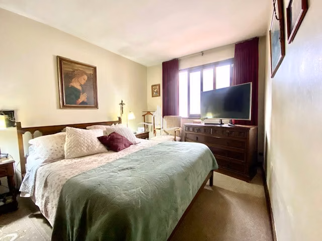 CASA DE UN PISO EN SECTOR RESIDENCIAL DE VITACURA - Imagen 9
