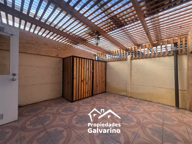Casa en arriendo de 2 dorm. en Quilicura