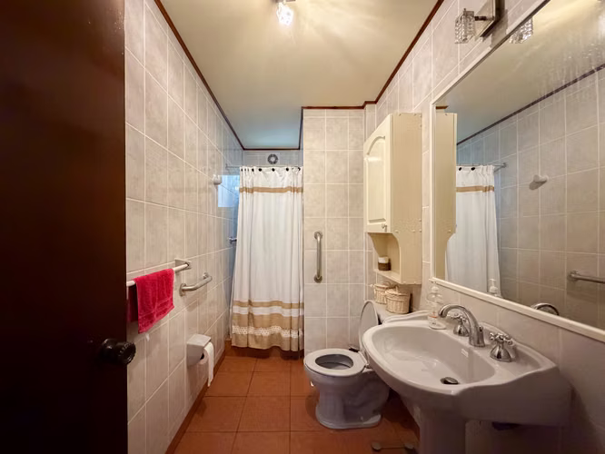 CASA EN VENTA EN LOS HIBISCUS, LA SERENA.