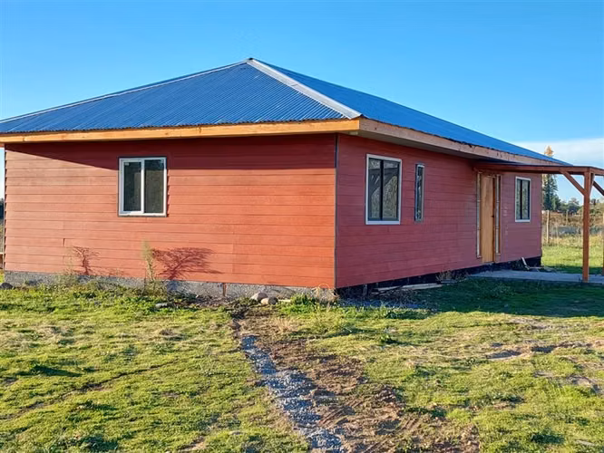 Parcela con casa por terminar en venta en Yerbas Buenas