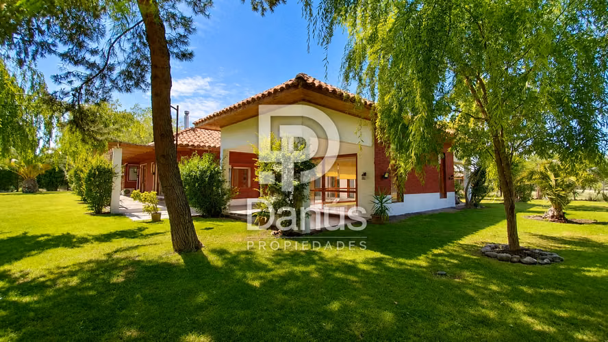 VENTA Casa en Parcela | 269 m2 + 200 m2 / 5.000 m2 | Batuco | 4D / 3B