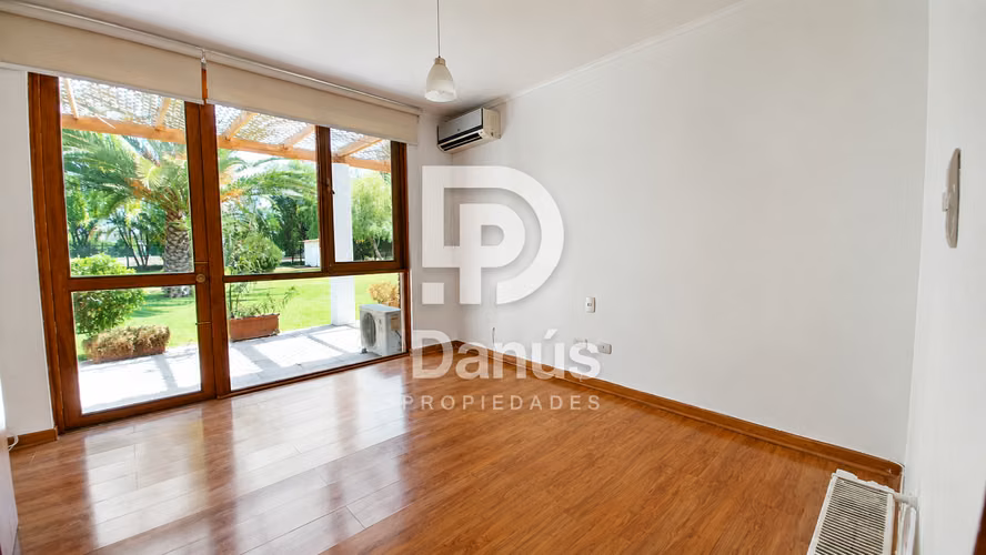 VENTA Casa en Parcela | Batuco | 4D / 3B | 269 m2 + 200 m2 / 5.000 m2