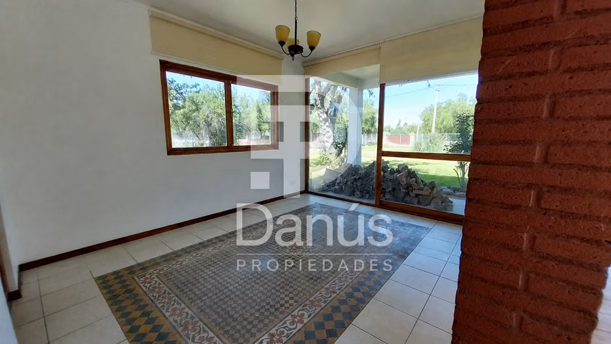 VENTA Casa en Parcela | 269 m2 + 200 m2 / 5.000 m2 | Batuco | 4D / 3B