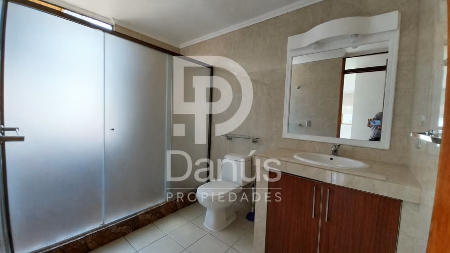VENTA Casa en Parcela | 269 m2 + 200 m2 / 5.000 m2 | Batuco | 4D / 3B