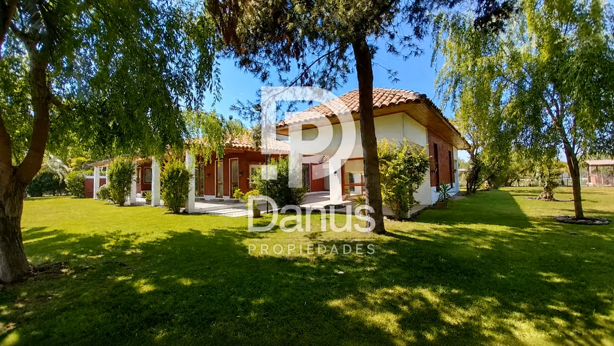 VENTA Casa en Parcela | Batuco | 4D / 3B | 269 m2 + 200 m2 / 5.000 m2