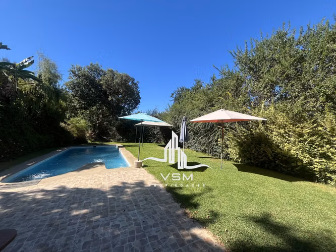 Oportunidad se Vende parcela, con gran quincho, piscina y paltos en produccion