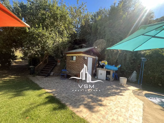 Oportunidad se Vende parcela, con gran quincho, piscina y paltos en produccion