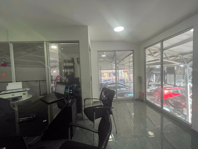Local Comercial con Gran Conectividad (163835)