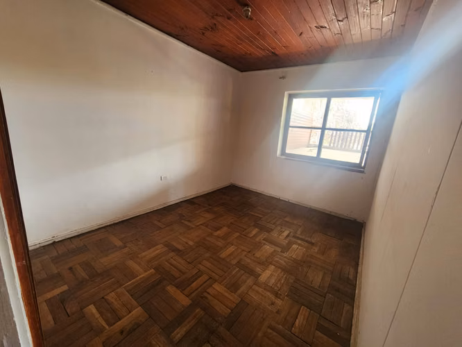 CASA EN AV ESPAÑA (INCLUYE DEPTO INDEPENDIENTE)